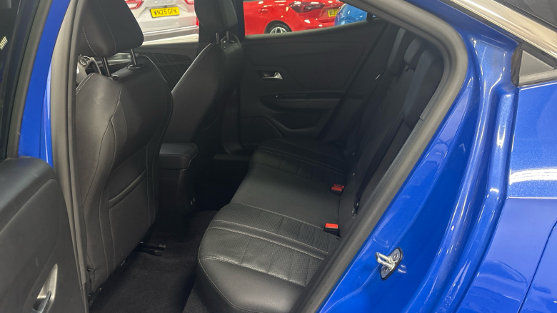 Vauxhall Mokka 100kW Ultimate 50kWh 5dr Auto Electric Hatchback